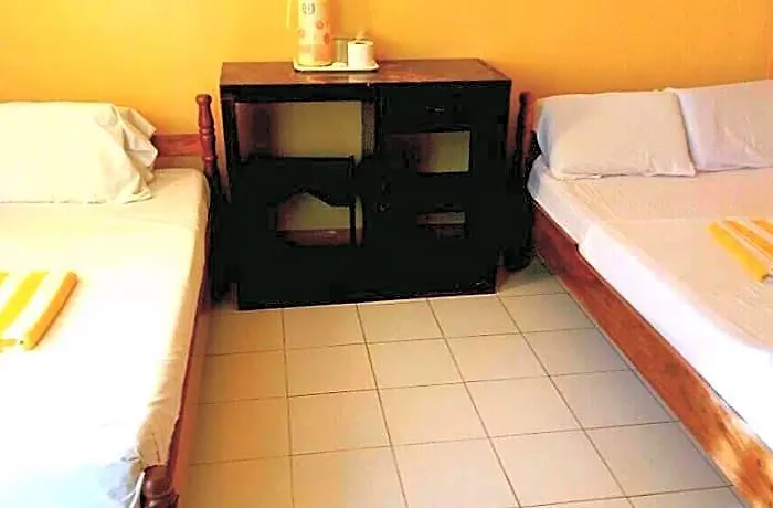 Hotel Jr House Baybay 3*
